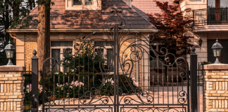 does a gate add value to during resale