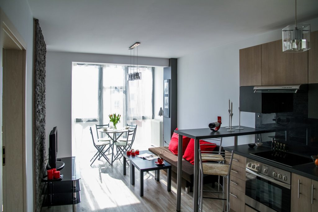 How to Budget for Your First Apartment