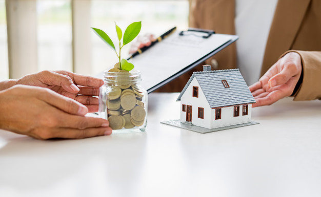 Installment Loans vs Conventional Mortgages